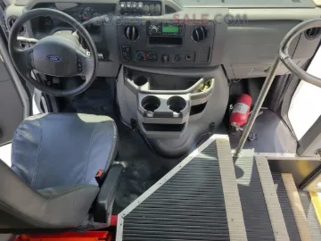 Picture of 2019 Ford E-350 ADA Shuttle Bus
