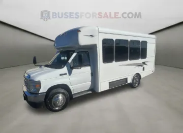 Picture of 2027 Ford E450 Starcraft Allstar Shuttle Bus