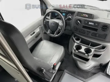 Picture of 2027 Ford E450 Starcraft Allstar Shuttle Bus ADA
