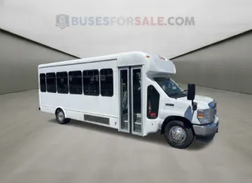 Picture of 2027 Ford E450 Starcraft Mvp Shuttle Bus