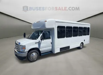 Picture of 2027 Ford E450 Starcraft Mvp Shuttle Bus