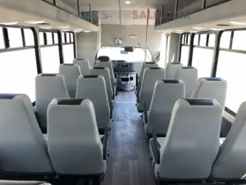 Picture of 2027 Ford E450 Starcraft Mvp Shuttle Bus