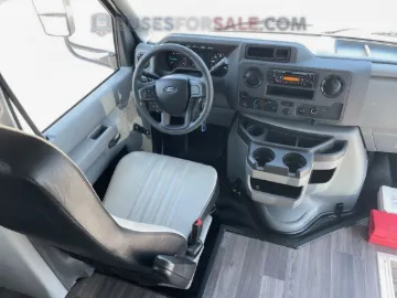 Picture of 2027 Ford E450 Starcraft Mvp Shuttle Bus