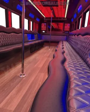 Picture of 2022 Ford F-650 Limo & Party Bus
