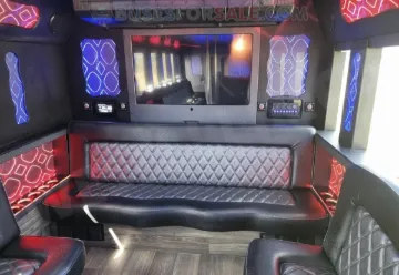 Picture of 2022 Ford F-650 Limo & Party Bus
