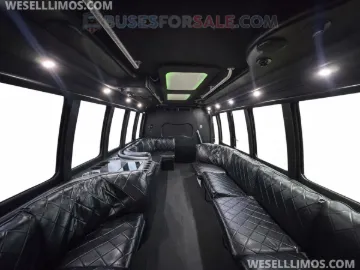 Picture of 2006 Ford E-450 Party Bus Limo & Party Bus