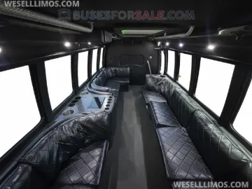 Picture of 2006 Ford E-450 Party Bus Limo & Party Bus