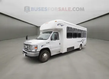 Picture of 2026 Ford E450 Starcraft Allstar Shuttle Bus