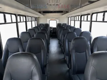 Picture of 2019 Ford F550 Starcraft Xl Shuttle Bus Mid Size Bus