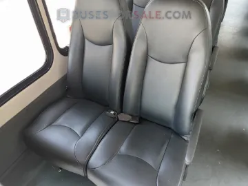Picture of 2019 Ford F550 Starcraft Xl Shuttle Bus Mid Size Bus