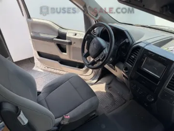 Picture of 2019 Ford F550 Starcraft Xl Shuttle Bus Mid Size Bus