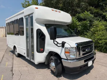 Picture of 2024 Ford E350 Starcraft Allstar Shuttle Bus