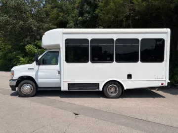 Picture of 2024 Ford E350 Starcraft Allstar Shuttle Bus