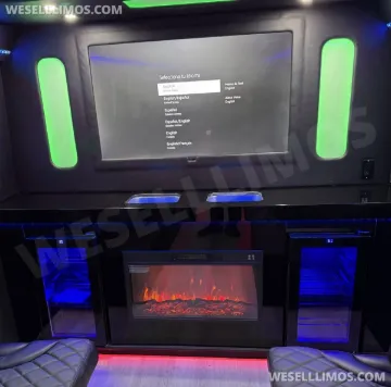 Picture of 2019 Ford F650 Shuttle Bus Limo & Party Bus