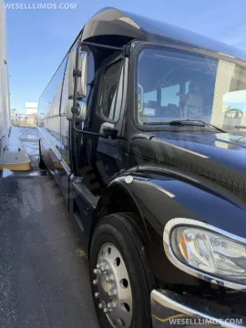 Picture of 2020 Freightliner M2 Grech Motors Executive Mid Size Bus