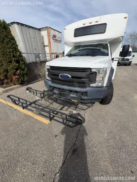 Picture of 2018 Ford F450 ADA Shuttle Bus