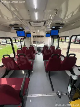 Picture of 2018 Ford F450 ADA Shuttle Bus