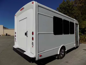 Picture of 2026 Ford E450 Starcraft Allstar Shuttle Bus