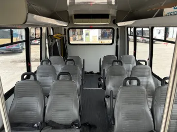 Picture of 2007 Ford E350 Goshen Shuttle Bus ADA