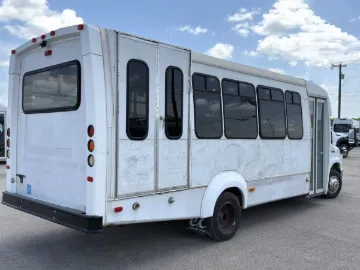 Picture of 2011 Ford E450 Elkhart Coach Coach ADA Skoolie Conversion