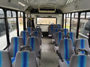 Picture of 2001 Ford E450 Eldorado Aerotech Shuttle Bus ADA