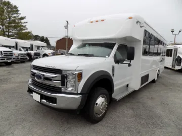 Picture of 2026 Ford F550 Starcraft Xl Shuttle Bus ADA