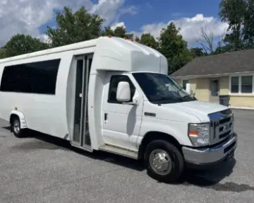 2018 Ford E450 Executive Shuttle