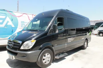 Picture of 2010 Mercedes-Benz Sprinter 2500 Passenger Van