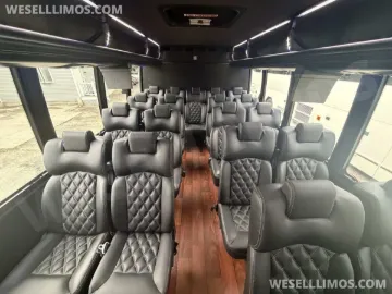 Picture of 2014 Freightliner M2 Grech Mid Size Bus