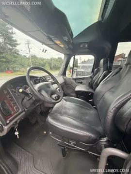 Picture of 2014 Freightliner M2 Grech Mid Size Bus