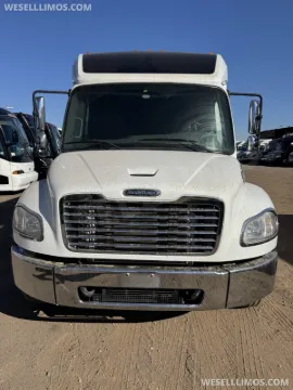 Picture of 2018 Freightliner M2 Executive Shuttle