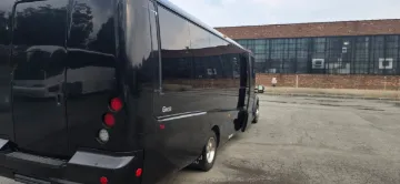 Picture of 2018 Ford F550 GM33 Executive Shuttle Bus