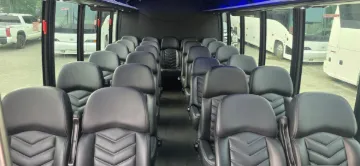 Picture of 2018 Ford F550 GM33 Executive Shuttle Bus