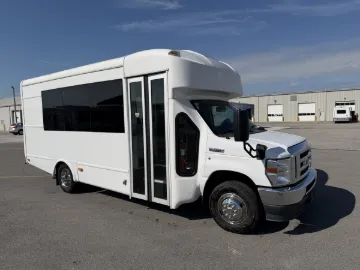 Picture of 2022 Ford E350 Shuttle Bus