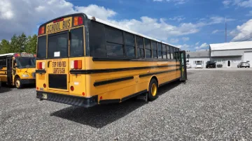 2018 Thomas Saf-T Liner C2 School Buses