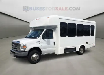 Picture of 2027 Ford E450 Starcraft Allstar Shuttle Bus ADA