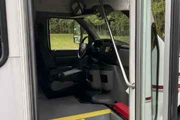 Picture of 2017 Ford E-450 Starcraft 25P 