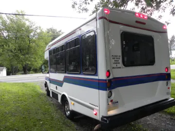 Picture of 2018 Chevrolet 4500 Starcraft 12P ADA