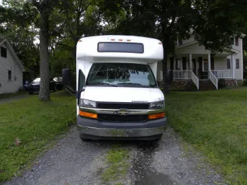 Picture of 2017 Chevrolet 4500 Starcraft 20P ADA