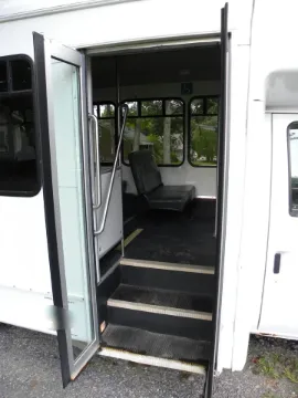 Picture of 2011 Ford E-350 15P Shuttle