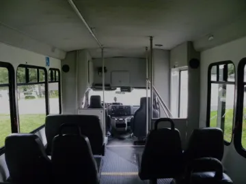 Picture of 2011 Ford E-350 15P Shuttle
