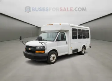 Picture of 2018 Chevrolet Express Cutaway Shuttle Bus
