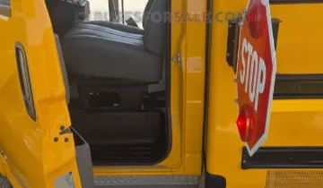 Picture of 2019 Chevrolet 4500 Collins School Bus