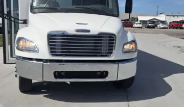 Picture of 2016 Freightliner S2 Shuttle Bus