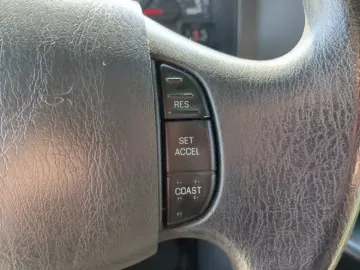 Picture of 2013 Ford E-350 14P Shuttle