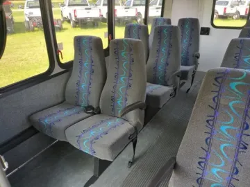 Picture of 2013 Ford E-350 14P Shuttle