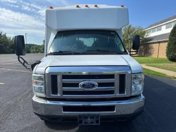 Picture of 2016 Ford E-350 Shuttle Bus ADA