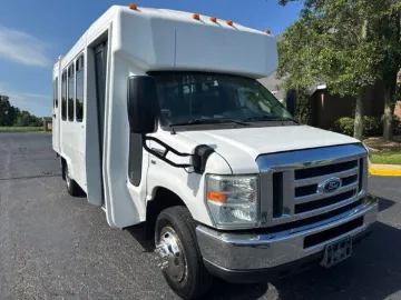 Picture of 2016 Ford E-350 Shuttle Bus ADA