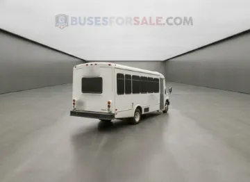 Picture of 2004 Ford E350 Starcraft Shuttle Bus ADA