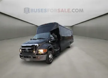 Picture of 2007 Ford F650 Shuttle Bus